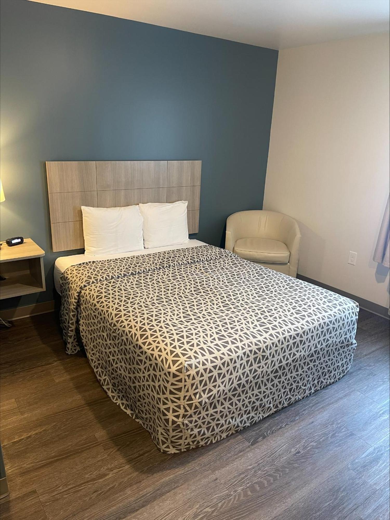 Woodspring Suites Grand Rapids Kentwood Cascade الغرفة الصورة